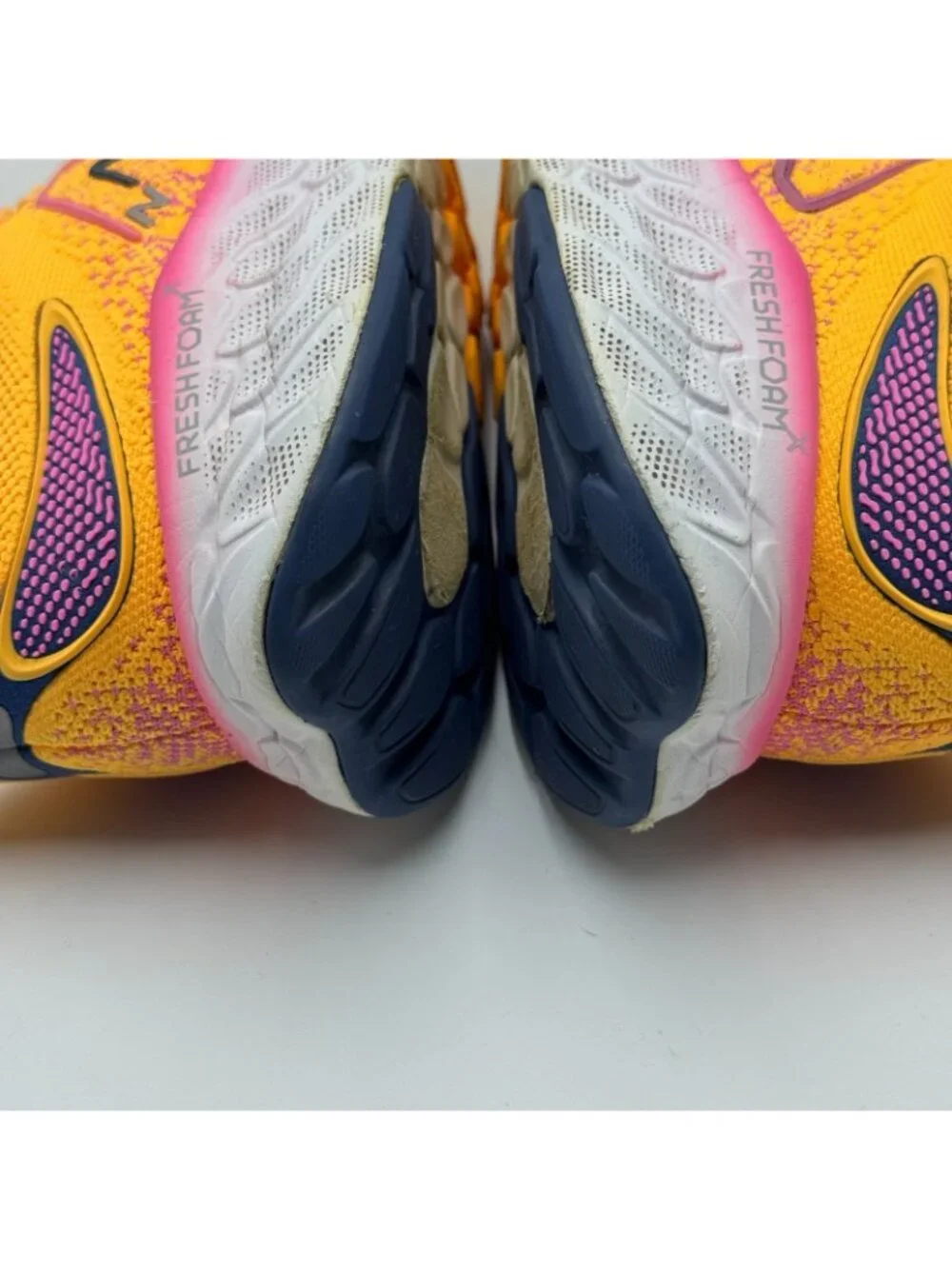 New Balance Fresh Foam X 1080v12 W1080M12 Athletic Sneaker Women's 8.5B Yellow